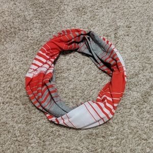 Infinity scarf